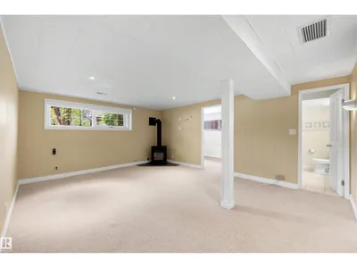 4139 122 ST NW photo 25