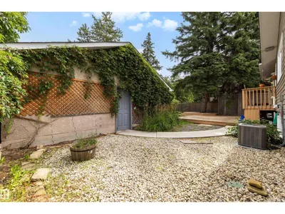 4139 122 ST NW photo 40