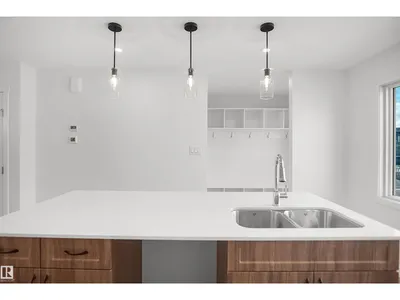 33 Leawood LI photo 15