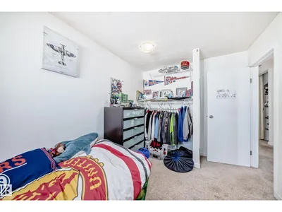 18611 66 AV NW photo 32