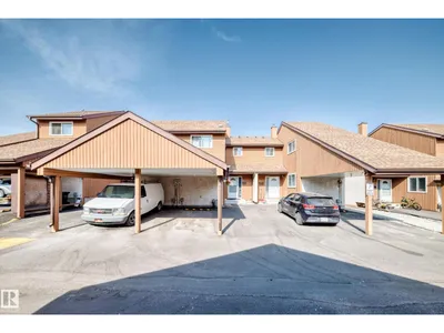 18611 66 AV NW photo 49