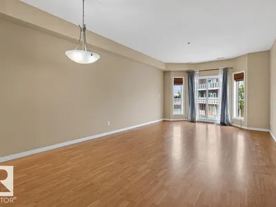 #205 4304 139 AV NW photo 10