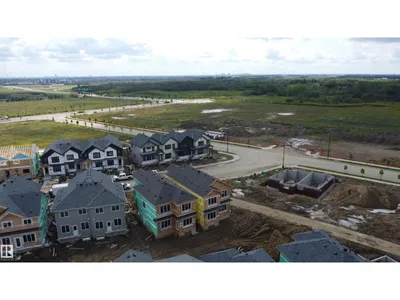 13118 186 AV NW photo 34