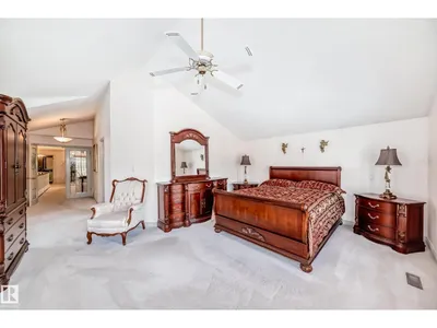 17416 53 AV NW photo 33