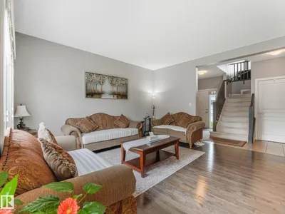 1478 37B AV NW photo 10