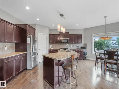 1478 37B AV NW photo 14