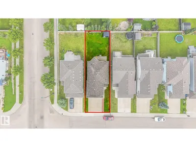 1478 37B AV NW photo 62