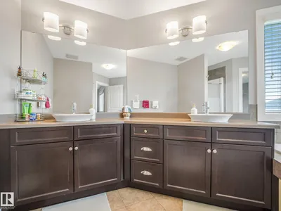 1478 37B AV NW photo 33
