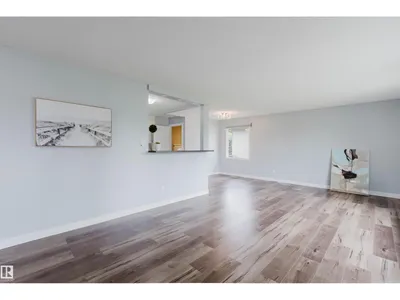 11420 46 AV NW photo 6