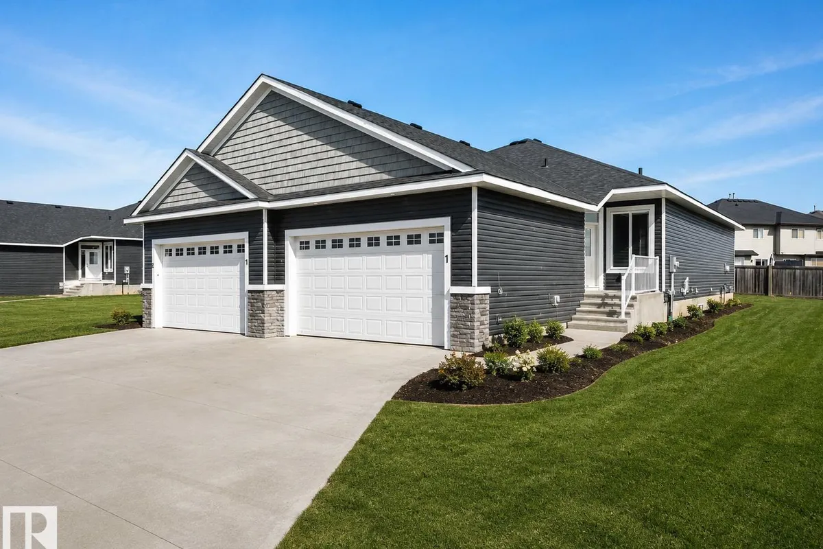 #1 7800 94 ST exterior