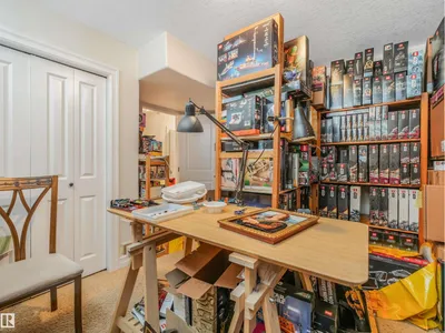 10230 148 ST NW photo 29