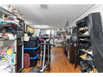 5815 136 AV NW photo 21