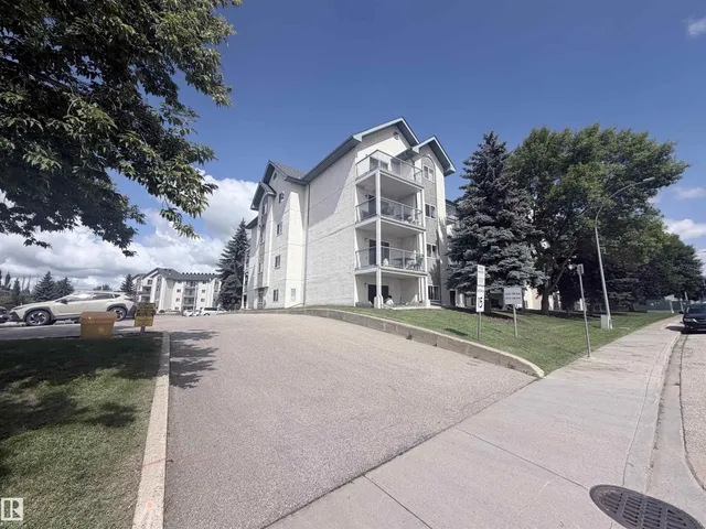 #208 6710 158 AV NW, Edmonton