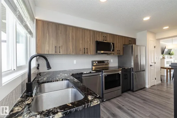 #28 1530 TAMARACK BV NW photo 2