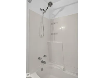 13903 87 ST NW photo 16