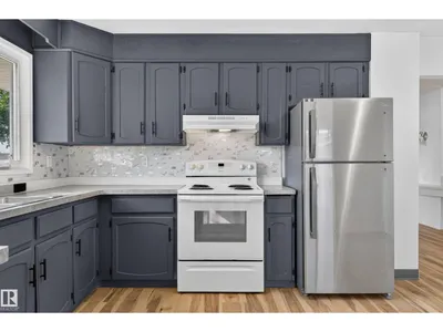 13903 87 ST NW photo 11