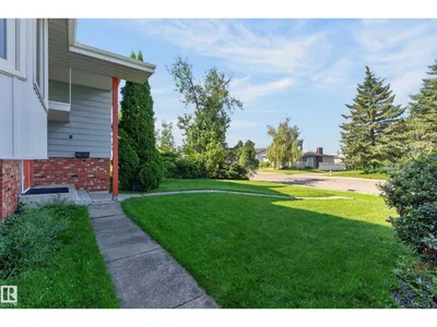 13903 87 ST NW photo 39