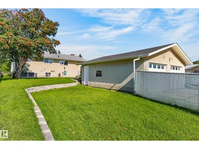 13903 87 ST NW photo 45