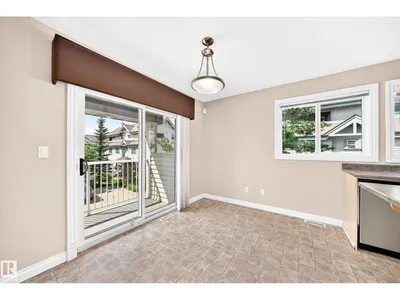 #54 12050 17 AV SW photo 10