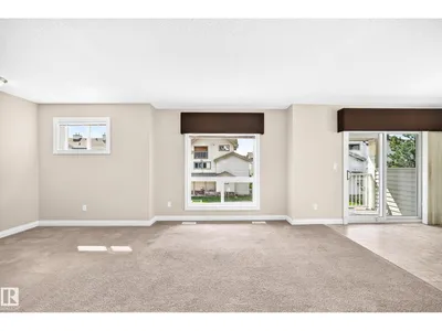 #54 12050 17 AV SW photo 14