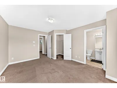 #54 12050 17 AV SW photo 21