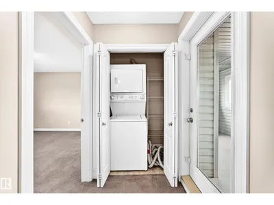 #54 12050 17 AV SW photo 31