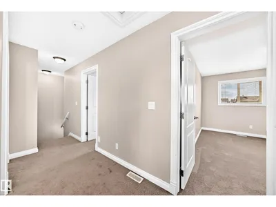 #54 12050 17 AV SW photo 33