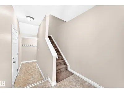 #54 12050 17 AV SW photo 4