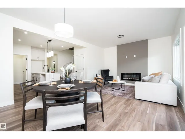 2623 5 AV SW, Edmonton