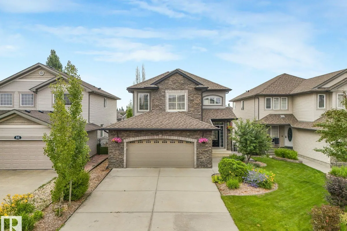 70 SUMMERCOURT RD exterior