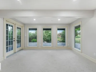 70 SUMMERCOURT RD photo 8