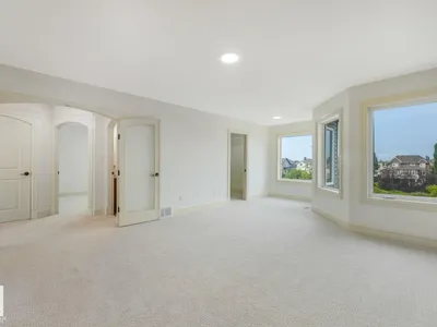 70 SUMMERCOURT RD photo 32