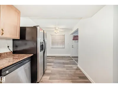 #18B 18305 89 AV NW photo 11