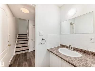 #18B 18305 89 AV NW photo 21