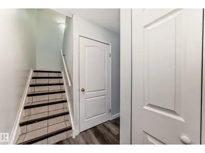 #18B 18305 89 AV NW photo 22