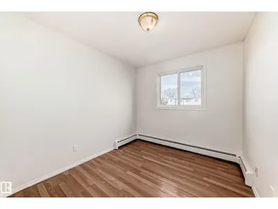 #18B 18305 89 AV NW photo 29