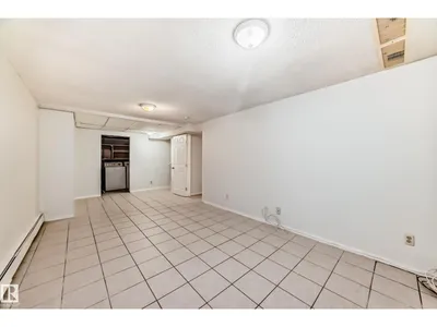#18B 18305 89 AV NW photo 35