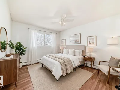 #18B 18305 89 AV NW photo 4