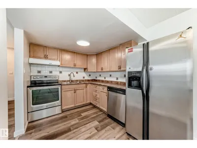 #18B 18305 89 AV NW photo 7