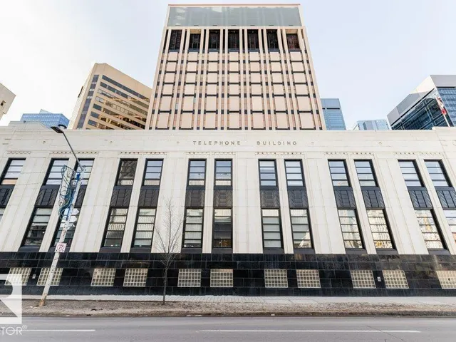 #203 10009 102 AV NW, Edmonton