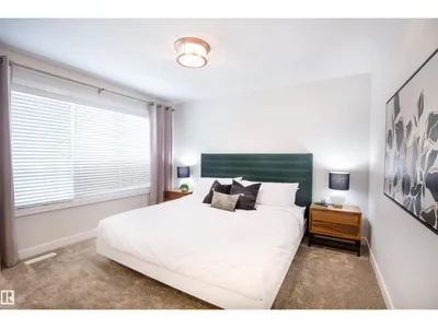 2152 1 AV SW photo 4