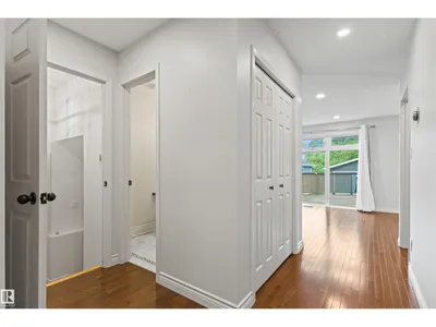 10626 125 ST NW photo 34