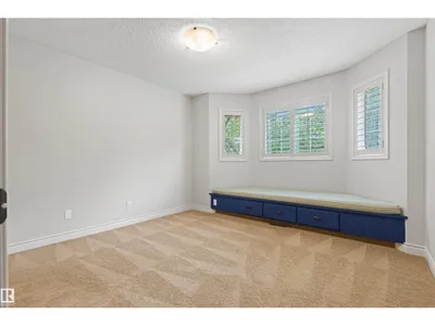 10626 125 ST NW photo 39