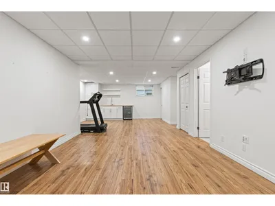 10626 125 ST NW photo 59