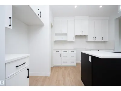 6255 29 AV SW photo 7