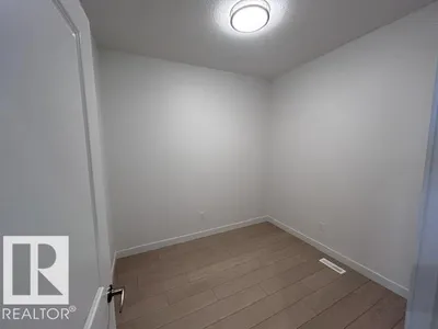 20936 16 AV NW photo 16