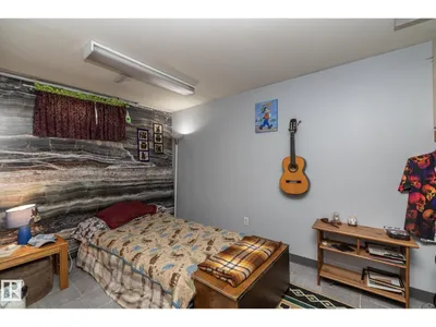 3608 44 ST photo 18