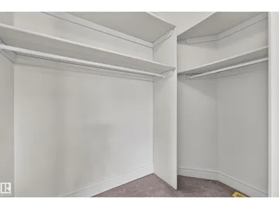7111 169 AV NW photo 29