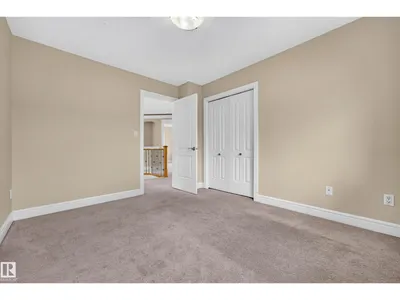 7111 169 AV NW photo 36