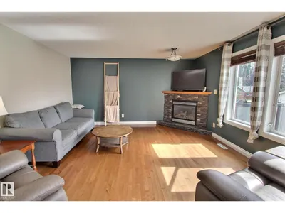 10 BIRCHMONT CR photo 7
